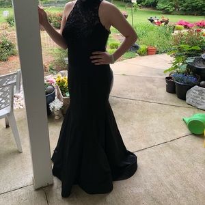 Black prom dress
